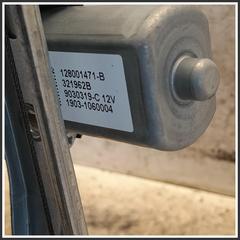 Immagine di Alzacristallo Elettrico Anteriore Destro RENAULT Twingo III 807208353R