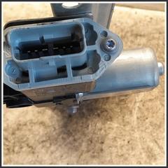 Immagine di Alzacristallo Elettrico Anteriore Sinistro RENAULT Twingo III 807216074R