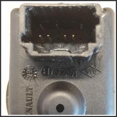 Immagine di Comandi Regolazione Retrovisori Anteriore Sinistro RENAULT Twingo III 55704649R2