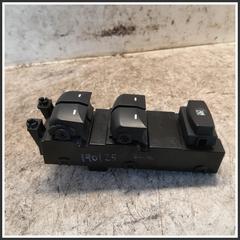 Immagine di Comandi Alzavetri Anteriore Sinistro HYUNDAI i30 II CW 93571A6000