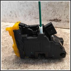 Immagine di Serratura Anteriore Sinistro HYUNDAI i30 II CW 81310A6000 81310A6100