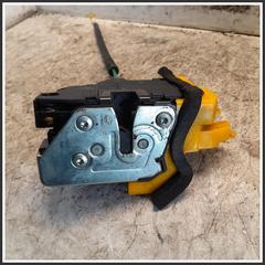 Immagine di Serratura Anteriore Destro HYUNDAI i30 II CW 81320A6000 81320A6110