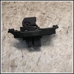 Immagine di Comandi Alzavetri Posteriore Sinistro HYUNDAI i30 II CW 93581A6000