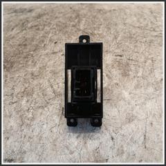 Immagine di Comandi Alzavetri Anteriore Destro HYUNDAI i30 II CW 93576A6000