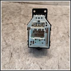 Immagine di Comandi Regolazione Retrovisori Anteriore Sinistro HYUNDAI i30 II CW 93573A6000