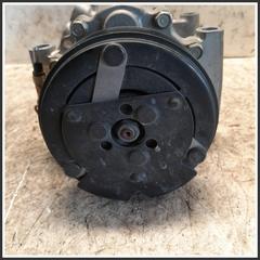 Immagine di Compressore Clima RENAULT Twingo I 7700106069 8200037058
