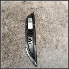Immagine di Comandi Alzavetri Posteriore Sinistro PEUGEOT 208 II 98044803ZD