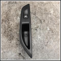 Immagine di Comandi Alzavetri Anteriore Destro PEUGEOT 208 II 98016307ZD