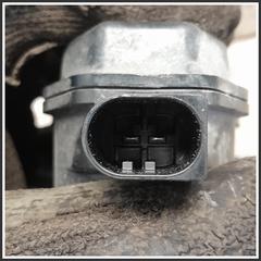 Immagine di Pinza Freno Posteriore Sinistro PEUGEOT 208 II 1672362480 9842295280