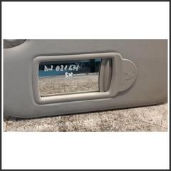 Immagine di Aletta Parasole Sinistra RENAULT Clio III 8200294234
