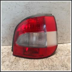 Immagine di Fanale Posteriore Destro  Alogeno RENAULT Scénic I 7700428055