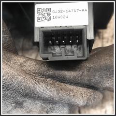 Immagine di Comandi Alzavetri Posteriore Destro LAND ROVER Range Rover Evoque I GJ3214717AA