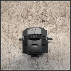 Immagine di Comandi Multifunzionali Anteriore Centrale LAND ROVER Range Rover Evoque I BJ3214K147