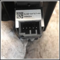 Immagine di Comandi Alzavetri Anteriore Destro LAND ROVER Range Rover Evoque I GJ3214717AA