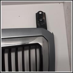 Immagine di Griglia Cofano Inferiore Paraurti Centrale SKODA Fabia 6Y2 6Y0853668B 