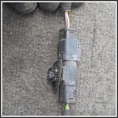 Immagine di Supporto Paraurti Posteriore Centrale CITROEN DS7 9815717380