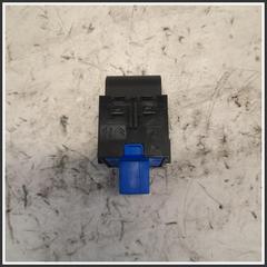Immagine di nterruttore freno a mano Anteriore Centrale CITROEN DS7 98154172ZD