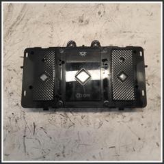 Immagine di Plafoniera Anteriore Centrale CITROEN DS7 9818744780 X001AD30X