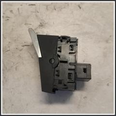 Immagine di Comandi Alzavetri Anteriore Destro CITROEN DS7 98177781DX