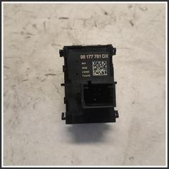Immagine di Comandi Alzavetri Anteriore Destro CITROEN DS7 98177781DX