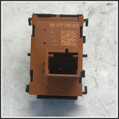 Immagine di Comandi Alzavetri Posteriore Destro CITROEN DS7 98177785DX