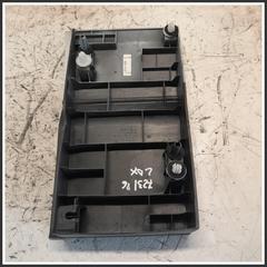 Immagine di Paracolpi Montante Laterale Inferiore Destro MAXUS E-Deliver 9 C00097786 