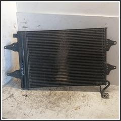 Immagine di Radiatore Condensatore Clima VOLKSWAGEN Polo IV 6Q0820411K 