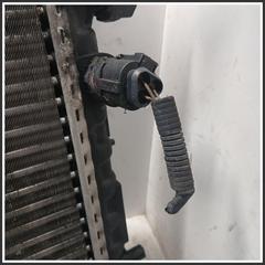 Immagine di Radiatore Acqua Motore VOLKSWAGEN Polo IV 1.4 BBY 6Q0121253K 151190070F01