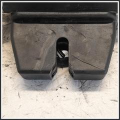 Immagine di Serratura Posteriore Portellone FORD Puma II 2475591 H1BAN442A66A8
