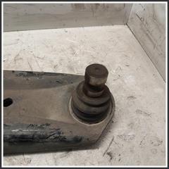 Immagine di Trapezio Anteriore Braccio Braccetto Trasversale Anteriore Destro FORD Puma II 2422614 L1TC3042