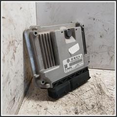 Immagine di Centralina Motore Iniezione ECU VOLKSWAGEN Golf Plus I 03G906021KH 03G906021QA