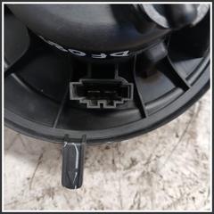 Immagine di Ventola Riscaldamento Ventilatore Abitacolo VOLKSWAGEN Golf Plus I 1K1819015F