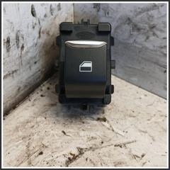 Immagine di Comandi Alzavetri Anteriore Destro FORD Puma II 2490173