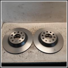 Immagine di Dischi Freno Coppia Posteriore VOLKSWAGEN Golf VII 3Q0615601A