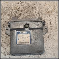 Immagine di Centralina Motore Iniezione ECU RENAULT Clio I 7700108570 HOM7700104956