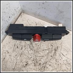Immagine di Comandi Multifunzionali Anteriore Centrale KIA Ceed I SW 937001H005EQ
