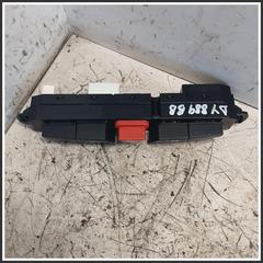 Immagine di Comandi Multifunzionali Anteriore Centrale KIA Ceed I SW 937001H005EQ