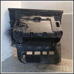 Immagine di Cassetto Portaoggetti Cruscotto Destro POLESTAR Polestar 2 31688605