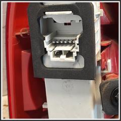Immagine di Fanale Posteriore Destro  Alogeno RENAULT Clio II 7700410518