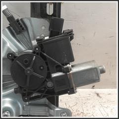 Immagine di Alzacristallo Elettrico Anteriore Destro OPEL Astra J SW 13313569
