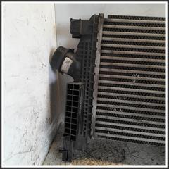 Immagine di Radiatore Intercooler OPEL Astra J SW 1.4 A14NET 13267646 