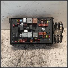 Immagine di Body Computer BCM OPEL Astra J SW 13343763 1110084AC