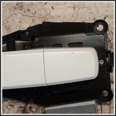 Immagine di Maniglia Porta Anteriore Destro OPEL Astra J SW 92233089