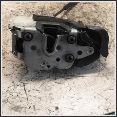 Immagine di Serratura Anteriore Destro OPEL Astra J SW 13503802 3023880
