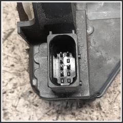Immagine di Serratura Anteriore Destro OPEL Astra J SW 13503802 3023880