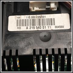 Immagine di Quadro Strumenti Tachimetro MERCEDES Classe CLS C219 Coupé A2195400111 A2C53090917