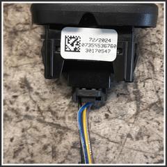 Immagine di Comandi Alzavetri Anteriore Destro FIAT Panda III 735536760