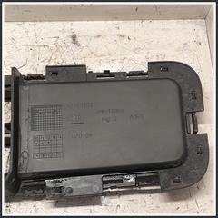 Immagine di Griglia Ventilazione Paraurti Centrale FIAT Panda III 735547645 