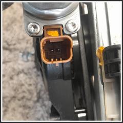 Immagine di Alzacristallo Elettrico Anteriore Destro DACIA Sandero III 807203930R