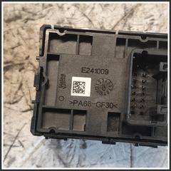 Immagine di Comandi Regolazione Retrovisori Anteriore Sinistro DACIA Sandero III 255703737R